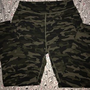 Alphalete Camo Jogger Large